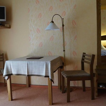Cafe Best Gaestezimmer Bullau Eksteriør bilde